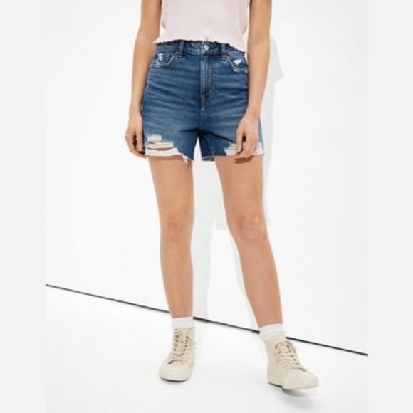 American Eagle Outfitters Pants - AE Relaxed Mom Shorts